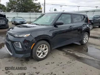 2020 Kia Soul S with VIN KNDJ23AU3L7014763, listed as a Copart auction lot 47980125 with 111,377 mi miles and Clean Title. Bid and sale history available at carsss.com. Image 1.