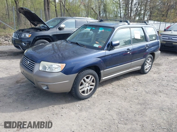 2006 Subaru Forester 2.5 X L.L. Bean Edition with VIN JF1SG67656H705653, listed as a IAAI auction lot 42107473 with 119,031 mi miles. Bid and sale history available at carsss.com. Image 2.