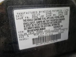 2013 Nissan Sentra SR z VIN 3N1AB7AP8DL563635, wystawiony jako Copart lot #57611405 z przebiegiem 243 717 mil mil oraz Czysty tytuł • Clean title. Historia ofert i sprzedaży dostępna na DreamBid. Obrazek 12.