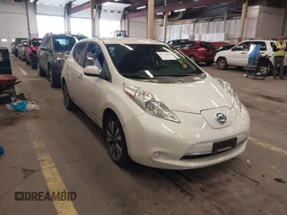 2016 Nissan LEAF SV with VIN 1N4BZ0CP2GC304243, listed as a IAAI auction lot 41914959 with 85,420 mi miles. Bid and sale history available at carsss.com. Image 1.