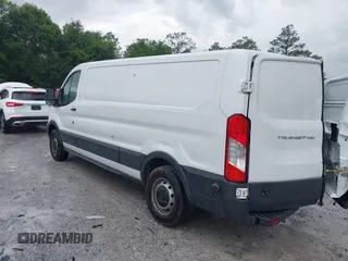 2018 Ford Transit z VIN 1FTYR2YMXJKB11642, wystawiony jako IAAI lot #42235879 z przebiegiem 149 561 mil mil oraz . Historia ofert i sprzedaży dostępna na DreamBid. Obrazek 3.