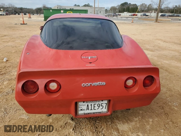 1980 Chevrolet Corvette z VIN 1Z878AS425658, wystawiony jako Copart lot #88527365 z przebiegiem 660 624 mil mil oraz Szkoda całkowita • Salvage title. Historia ofert i sprzedaży dostępna na DreamBid. Obrazek 6.
