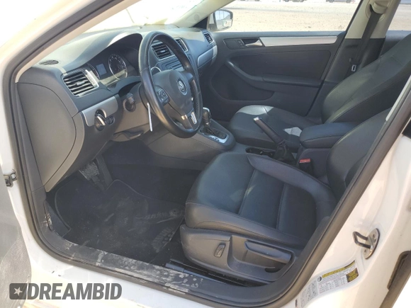2013 Volkswagen Jetta Sedan SE with VIN 3VWDP7AJ6DM307315, listed as a Copart auction lot 52398235 with 138,764 mi miles and Salvage Title. Bid and sale history available at carsss.com. Image 7.