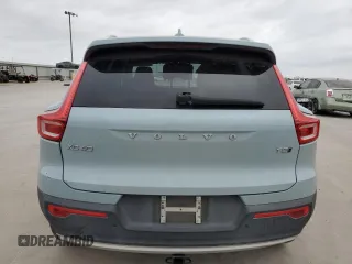 2019 Volvo XC40 Momentum z VIN YV4162XZ4K2009954, wystawiony jako Copart lot #50209365 z przebiegiem 60 140 mil mil oraz Szkoda całkowita • Salvage title. Historia ofert i sprzedaży dostępna na DreamBid. Obrazek 6.