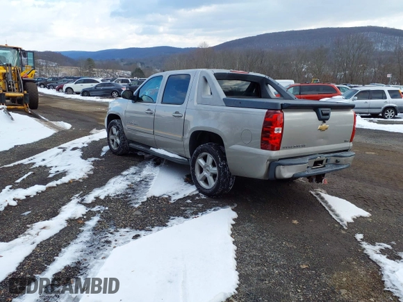 2007 Chevrolet Avalanche 3LT z VIN 3GNEC120X7G288249, wystawiony jako IAAI lot #41372185 z przebiegiem 254 319 mil mil oraz . Historia ofert i sprzedaży dostępna na DreamBid. Obrazek 3.