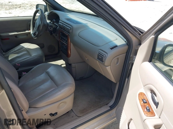 2002 Oldsmobile Silhouette GL z VIN 1GHDX03E72D180250, wystawiony jako IAAI lot #42026058 z przebiegiem 131 618 mil mil oraz . Historia ofert i sprzedaży dostępna na DreamBid. Obrazek 5.