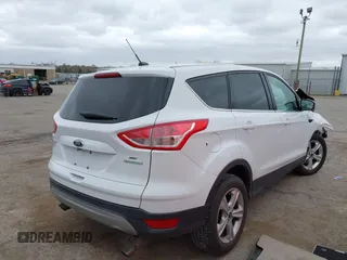 2016 Ford Escape SE with VIN 1FMCU0GX4GUB14442, listed as a IAAI auction lot 41826908 with Not Provided miles and . Bid and sale history available at carsss.com. Image 4.