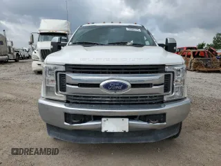 2019 Ford F-350 XL with VIN 1FT8W3DT1KEE82149, listed as a Copart auction lot 63997105 with 300,158 mi miles and Salvage title. Bid and sale history available at DreamBid. Image 5.
