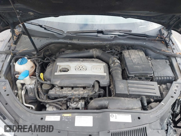 2015 Volkswagen Eos Komfort with VIN WVWBW8AH5FV004034, listed as a IAAI auction lot 41981978 with 106,450 mi miles and . Bid and sale history available at DreamBid. Image 10.