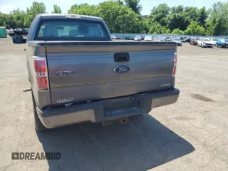 2014 Ford F-150 XL z VIN 1FTFX1EF9EFC23487, wystawiony jako Copart lot #61421725 z przebiegiem 195 684 mil mil oraz Czysty tytuł • Clean title. Historia ofert i sprzedaży dostępna na DreamBid. Obrazek 6.