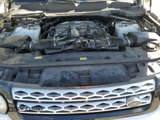 2017 Land Rover Range Rover Sport HSE with VIN SALWR2FV1HA685865, listed as a Copart auction lot 46614675 with 106,568 mi miles and Clean Title. Bid and sale history available at carsss.com. Image 12.