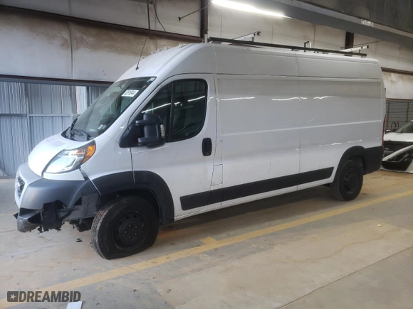 2021 Ram ProMaster Cargo Van with VIN 3C6LRVDG8ME526386, listed as a Copart auction lot 83516844 with 144,801 mi miles and Salvage Title. Bid and sale history available at carsss.com. Image 1.