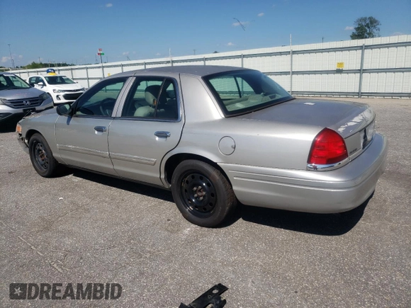2010 Ford Police Interceptor с VIN 2FABP7BV0AX117253, выставлен на аукционе Copart как лот 61716795 с пробегом 221 436 миль миль и Списание • Salvage title. История ставок и продаж доступна на DreamBid. Изображение 2.