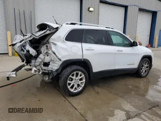 2015 Jeep Cherokee Latitude with VIN 1C4PJLCB9FW532301, listed as a Copart auction lot 52379335 with 153,845 mi miles and Salvage Title. Bid and sale history available at DreamBid. Image 3.