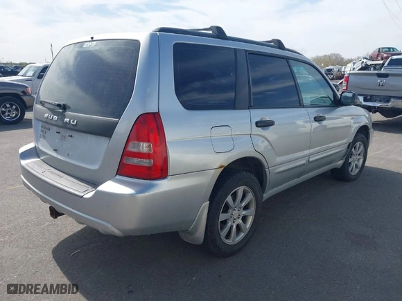 2005 Subaru Forester (Natl) XS with VIN JF1SG65675H717028, listed as a IAAI auction lot 41994230 with 298,042 mi miles. Bid and sale history available at carsss.com. Image 4.