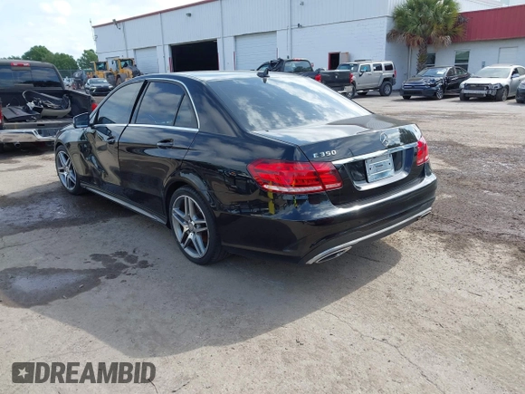 2014 Mercedes-Benz E 350 Sport with VIN WDDHF5KB4EA879619, listed as a IAAI auction lot 42122078 with 148,703 mi miles and . Bid and sale history available at carsss.com. Image 3.