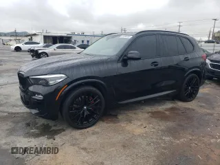 2021 BMW X5 sDrive40i z VIN 5UXCR4C00M9H16681, wystawiony jako Copart lot #51238785 z przebiegiem 29 631 mil mil oraz Szkoda całkowita • Salvage title. Historia ofert i sprzedaży dostępna na DreamBid. Obrazek 1.