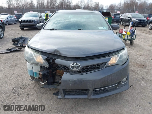 2014 Toyota Camry L with VIN 4T1BF1FK7EU460516, listed as a IAAI auction lot 41908434 with 174,987 mi miles. Bid and sale history available at carsss.com. Image 13.