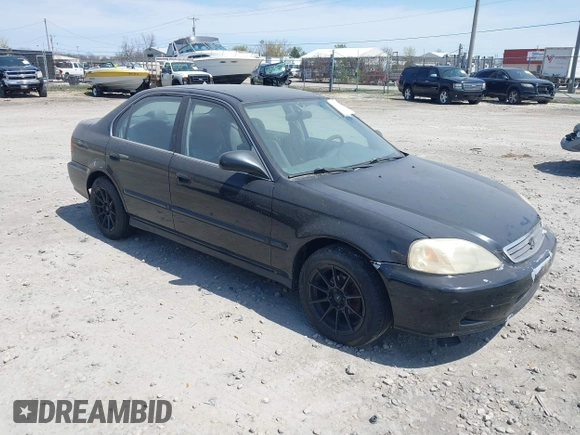 2000 Honda Civic LX with VIN 1HGEJ6670YL065386, listed as a IAAI auction lot 42199165 with 162,758 mi miles and . Bid and sale history available at carsss.com. Image 1.