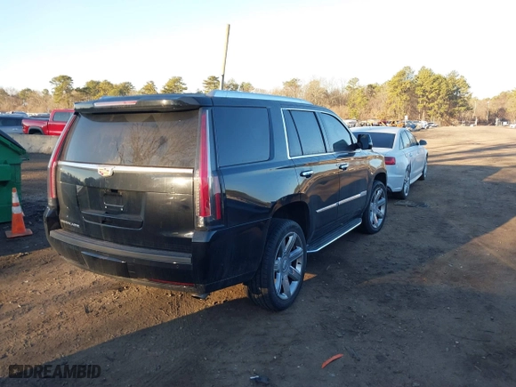 2019 Cadillac Escalade Luxury with VIN 1GYS4BKJ3KR249030, listed as a IAAI auction lot 41650655 with 64,373 mi miles. Bid and sale history available at carsss.com. Image 4.