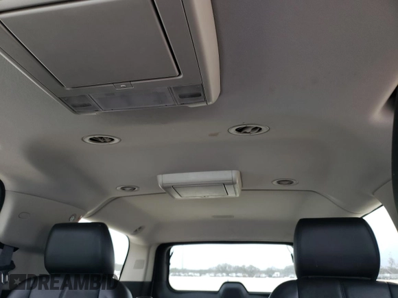 2014 Chevrolet Suburban LT with VIN 1GNSCJE07ER160935, listed as a Copart auction lot 46928335 with 123,811 mi miles and Salvage Title. Bid and sale history available at carsss.com. Image 10.