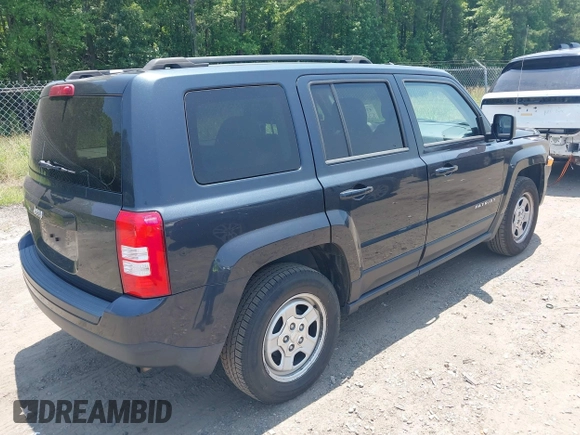 2015 Jeep Patriot Sport z VIN 1C4NJPBB0FD341538, wystawiony jako IAAI lot #42300133 z przebiegiem 138 631 mil mil oraz . Historia ofert i sprzedaży dostępna na DreamBid. Obrazek 4.