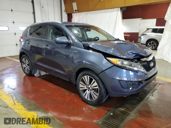2016 Kia Sportage EX with VIN KNDPCCAC3G7817769, listed as a Copart auction lot 54057465 with 68,592 mi miles and Salvage title. Bid and sale history available at DreamBid. Image 4.