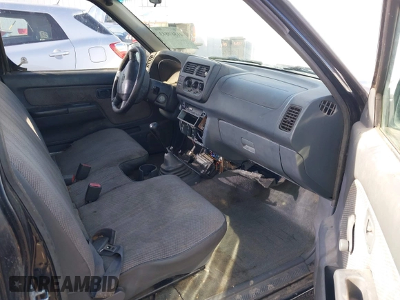 2001 Nissan Frontier XE z VIN 1N6DD21S41C399865, wystawiony jako IAAI lot #41569843 z przebiegiem Nie podano mil oraz . Historia ofert i sprzedaży dostępna na DreamBid. Obrazek 5.