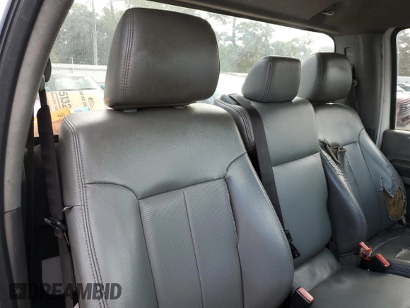 2012 Ford F-250 XL z VIN 1FTBF2A6XCEA90934, wystawiony jako Copart lot #78353524 z przebiegiem Nie podano mil oraz Szkoda całkowita • Salvage title. Historia ofert i sprzedaży dostępna na DreamBid. Obrazek 10.