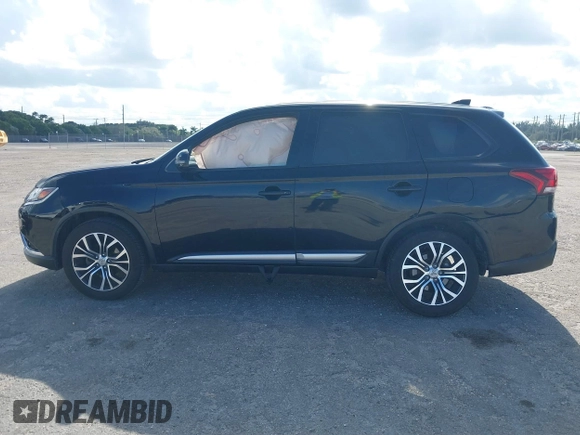 2018 Mitsubishi Outlander SE with VIN JA4AD3A33JZ055813, listed as a IAAI auction lot 41232885 with 126,457 mi miles and . Bid and sale history available at DreamBid. Image 14.