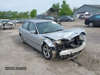 2004 BMW 3 Series 325i z VIN WBAET37494NJ83749, wystawiony jako IAAI lot #42328107 z przebiegiem 110 213 mil mil oraz . Historia ofert i sprzedaży dostępna na DreamBid. Obrazek 1.