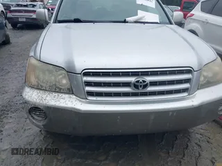 2001 Toyota Highlander z VIN JTEGD21A910016958, wystawiony jako IAAI lot #42385825 z przebiegiem 243 658 mil mil oraz . Historia ofert i sprzedaży dostępna na DreamBid. Obrazek 6.
