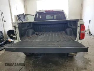 2015 GMC Sierra 1500 Denali z VIN 3GTU2WEC0FG205632, wystawiony jako Copart lot #42509215 z przebiegiem 114 684 mil mil oraz Szkoda całkowita • Salvage title. Historia ofert i sprzedaży dostępna na DreamBid. Obrazek 6.