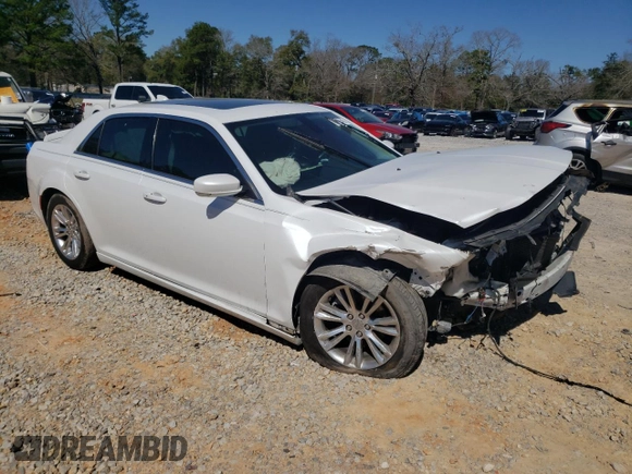 2016 Chrysler 300 Anniversary Edition with VIN 2C3CCAAG9GH243970, listed as a Copart auction lot 47400415 with 143,446 mi miles and Salvage Title. Bid and sale history available at DreamBid. Image 4.