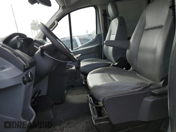 2017 Ford Transit with VIN 1FTYR1ZM0HKA75303, listed as a Copart auction lot 46233835 with 216,645 mi miles and Clean Title. Bid and sale history available at DreamBid. Image 7.