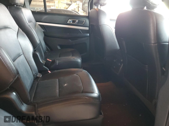 2017 Ford Explorer XLT с VIN 1FM5K8D88HGD84705, выставлен на аукционе Copart как лот 58265165 с пробегом 69 189 миль миль и Списание • Salvage title. История ставок и продаж доступна на DreamBid. Изображение 11.