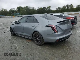 2022 Cadillac CT4-V Blackwing z VIN 1G6D65RP1N0460176, wystawiony jako Copart lot #71723654 z przebiegiem 17 551 mil mil oraz Szkody całkowita. Historia ofert i sprzedaży dostępna na DreamBid. Obrazek 2.