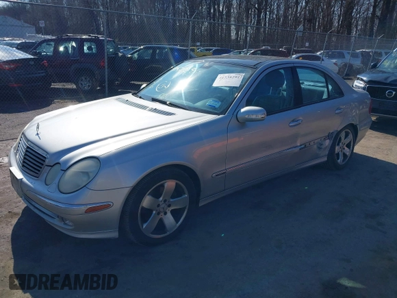 2003 Mercedes-Benz E-Class 3.2L with VIN WDBUF65J43A195490, listed as a IAAI auction lot 41538291 with 161,222 mi miles. Bid and sale history available at carsss.com. Image 17.