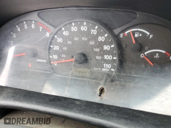 2002 Suzuki XL7 Standard z VIN JS3TX92V424130897, wystawiony jako Copart lot #84635434 z przebiegiem 208 447 mil mil oraz Szkoda całkowita • Salvage title. Historia ofert i sprzedaży dostępna na DreamBid. Obrazek 9.