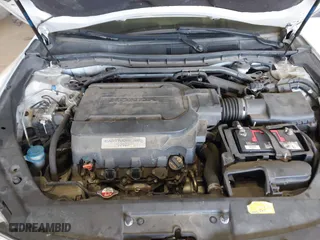 2014 Honda Crosstour EX-L with VIN 5J6TF2H58EL002246, listed as a IAAI auction lot 42086143 with 70,986 mi miles. Bid and sale history available at carsss.com. Image 10.