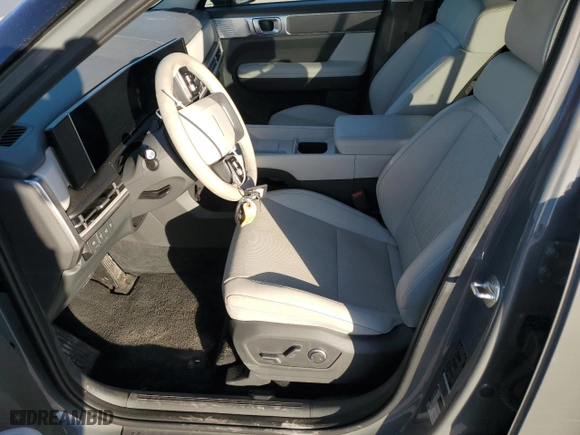 2024 Hyundai Santa Fe SEL with VIN 5NMP2DGL3RH015850, listed as a Copart auction lot 48103085 with 23,220 mi miles and Clean Title. Bid and sale history available at carsss.com. Image 7.
