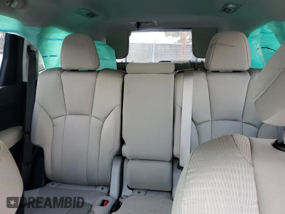 2022 Subaru Ascent Premium with VIN 4S4WMACD5N3405792, listed as a Copart auction lot 42853905 with 17,166 mi miles and Salvage title. Bid and sale history available at DreamBid. Image 10.