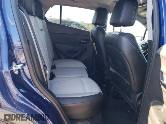 2017 Chevrolet Trax LT with VIN 3GNCJPSB3HL184843, listed as a Copart auction lot 77390324 with 89,636 mi miles and Salvage Title. Bid and sale history available at carsss.com. Image 11.
