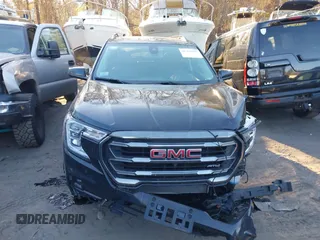 2022 GMC Terrain AT4 with VIN 3GKALYEVXNL312081, listed as a IAAI auction lot 41307897 with 45,555 mi miles. Bid and sale history available at carsss.com. Image 12.