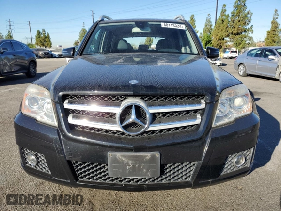 2010 Mercedes-Benz GLK 350 with VIN WDCGG8HB8AF329973, listed as a Copart auction lot 68148024 with 143,503 mi miles and Salvage Title. Bid and sale history available at DreamBid. Image 5.