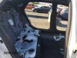2022 Lexus LS 500 z VIN JTHD51FF4N5015727, wystawiony jako Copart lot #47623113 z przebiegiem Nie podano mil oraz . Historia ofert i sprzedaży dostępna na DreamBid. Obrazek 10.