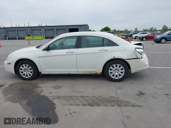 2008 Chrysler Sebring LX with VIN 1C3LC46K28N133141, listed as a IAAI auction lot 42341590 with 140,668 mi miles and . Bid and sale history available at DreamBid. Image 14.