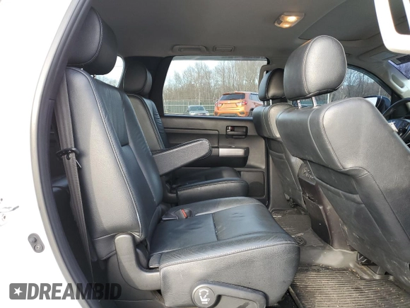 2018 Toyota Sequoia SR5 with VIN 5TDBY5G1XJS161533, listed as a Copart auction lot 45701644 with 78,679 mi miles. Bid and sale history available at carsss.com. Image 10.
