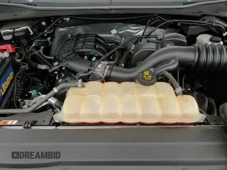 2017 Ford F-150 XL с VIN 1FTMF1E84HKC37286, выставлен на аукционе Copart как лот 87069724 с пробегом 54 607 миль миль и Списание • Salvage title. История ставок и продаж доступна на DreamBid. Изображение 13.