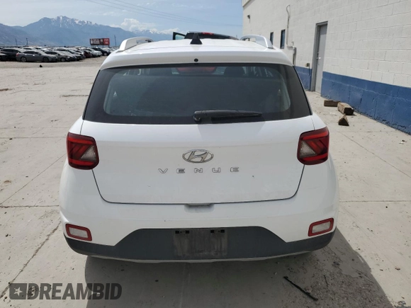 2022 Hyundai Venue SEL with VIN KMHRC8A38NU208306, listed as a Copart auction lot 58623695 with 20,122 mi miles and Salvage title. Bid and sale history available at DreamBid. Image 6.